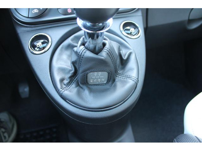 Fiat 500 1.0 MHEV DOLCEVITA 