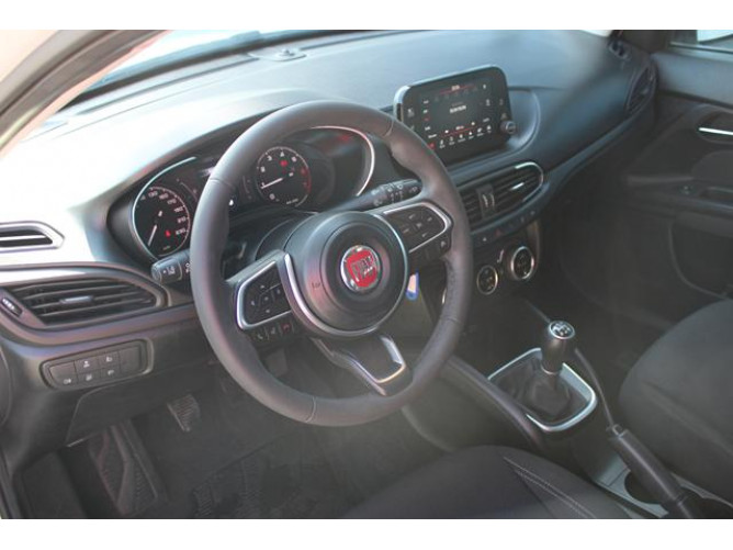 Fiat Tipo 1.0 HIGH 