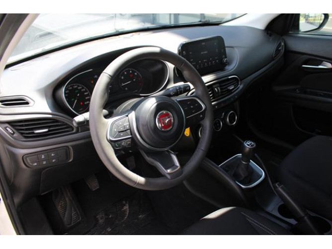 Fiat Tipo 1.0 HIGH 