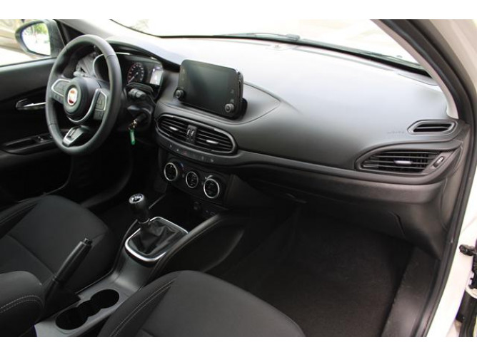 Fiat Tipo 1.0 HIGH 