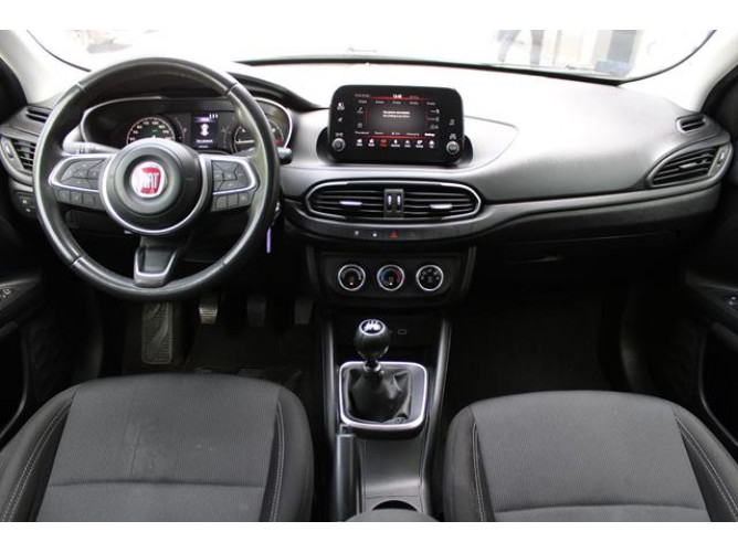 Fiat Tipo 1.4 MT 