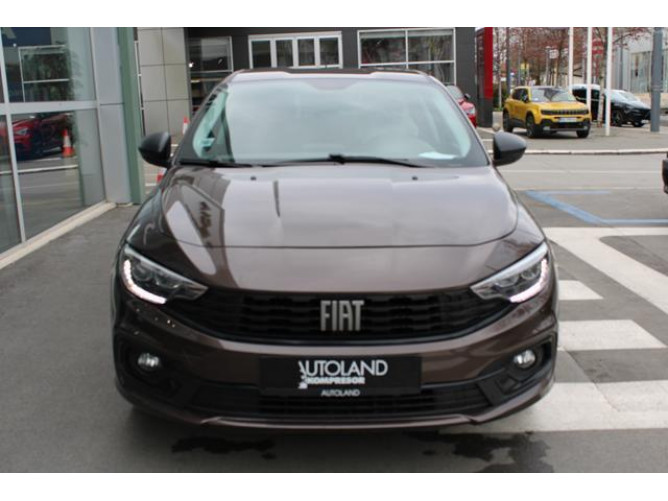 Fiat Tipo 1.4 LIFE 