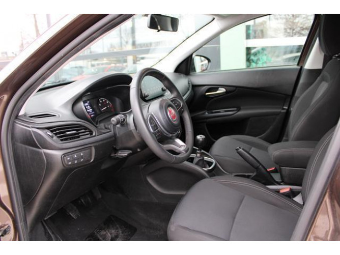 Fiat Tipo 1.4 LIFE 