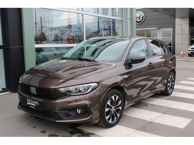 Fiat Tipo 1.4 LIFE 