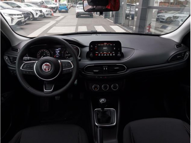 Fiat Tipo 1.4 LIFE 