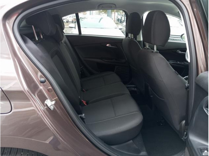 Fiat Tipo 1.4 LIFE 