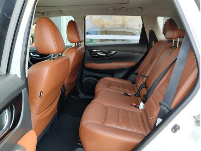 Nissan X-Trail 1.7 dCi Tekna Aut4WD 