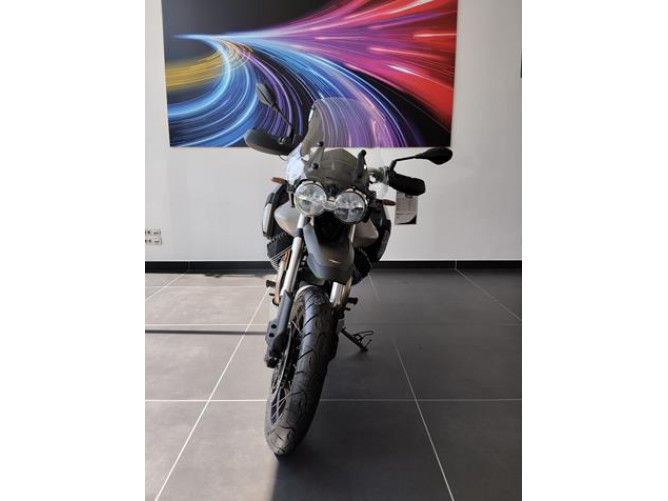 Moto Guzzi V85 TT TRAVEL 