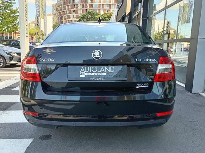 Škoda Octavia 1.6 TDI Style 
