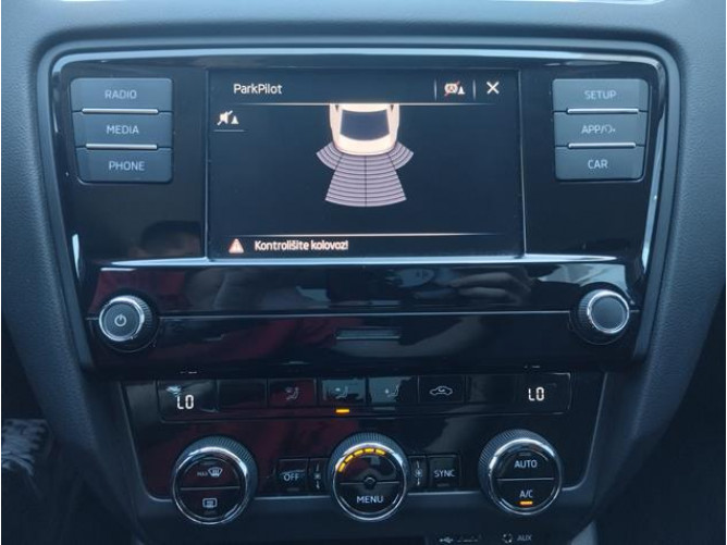 Škoda Octavia 1.6TDI Ambition Plus 