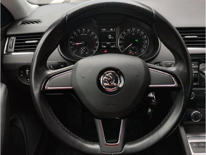 Škoda Octavia 1.6 TDI Ambition DSG 
