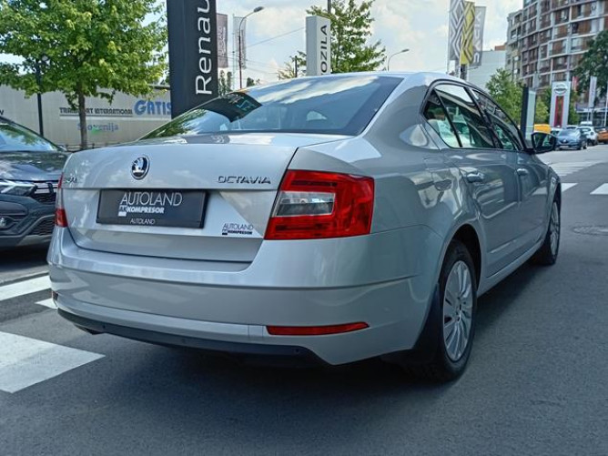 Škoda Octavia 1.6 TDI Ambition 