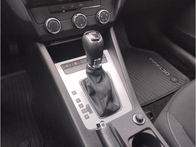 Škoda Octavia 1.6 TDI Ambition DSG 