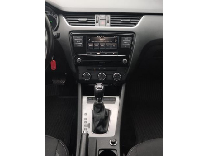 Škoda Octavia 1.6 TDI Ambition DSG 