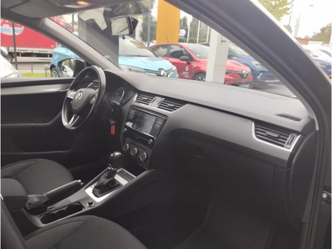 Škoda Octavia 1.6 TDI Ambition DSG 