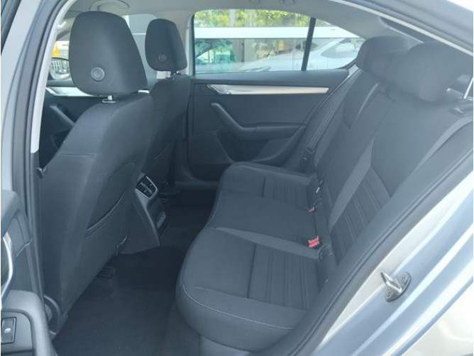 Škoda Octavia 1.6 TDI Ambition 