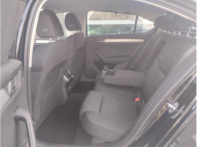 Škoda Superb 2.0 TDI Ambition DSG 