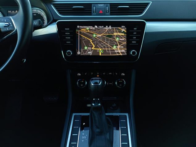 Škoda Superb 2.0 TDI Ambition DSG 