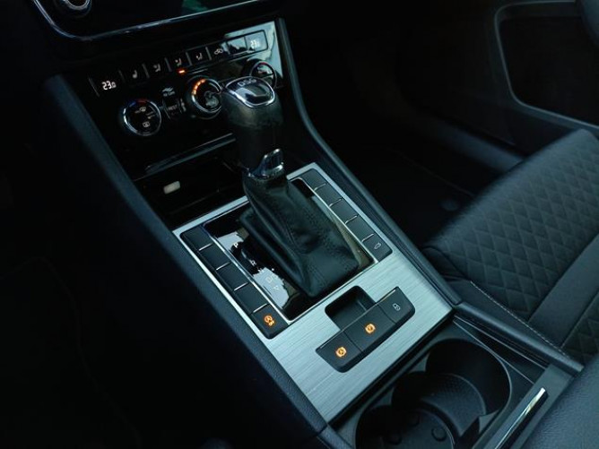 Škoda Superb 2.0 TDI Ambition DSG 