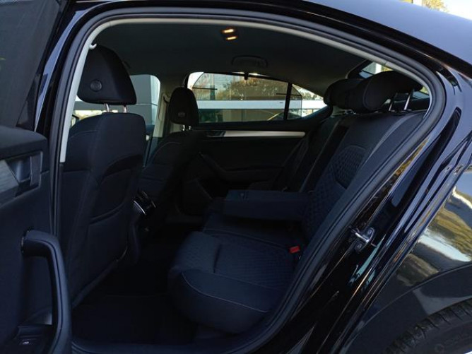 Škoda Superb 2.0 TDI Ambition DSG 