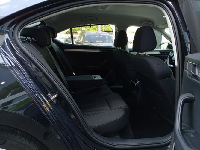 Škoda Superb 2.0 TDI Ambition DSG 