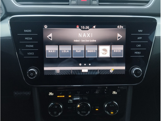 Škoda Superb 2.0 TDI DSG Style 