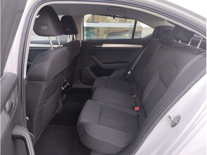 Škoda Superb 2.0 TDI DSG Style 