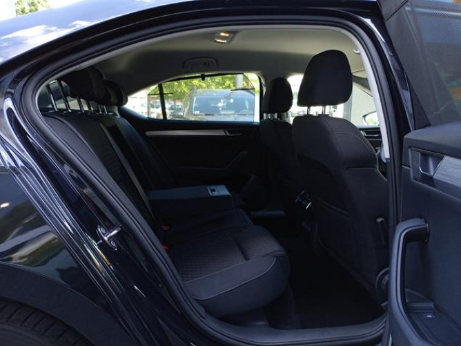 Škoda Superb 2.0 TDI Ambition DSG 
