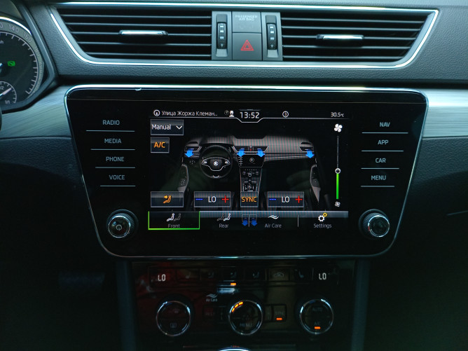 Škoda Superb 2.0 TDI Ambition DSG 