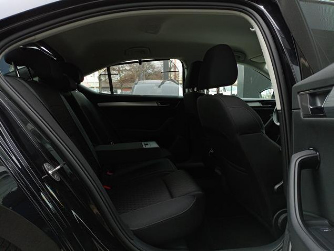 Škoda Superb 2.0 TDI Ambition DSG 