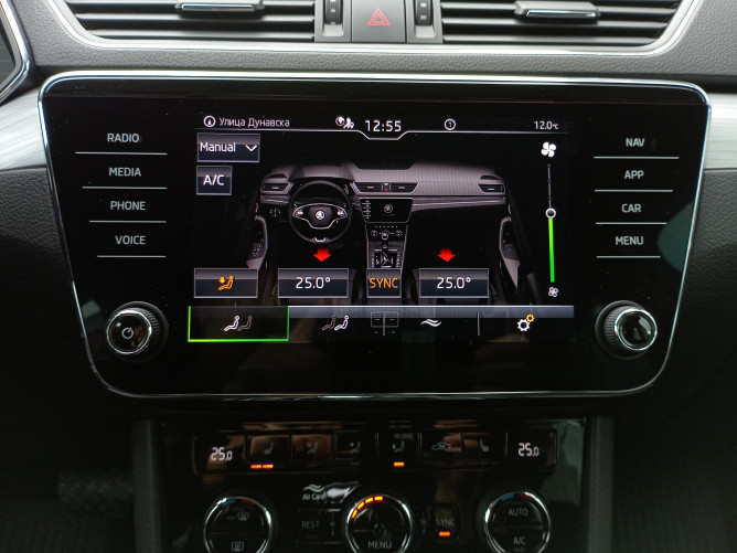 Škoda Superb 2.0 TDI Ambition DSG 