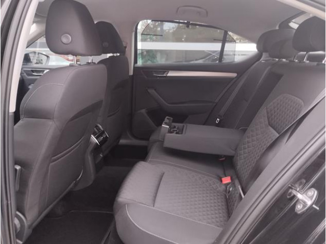 Škoda Superb 2.0 TDI Style DSG 