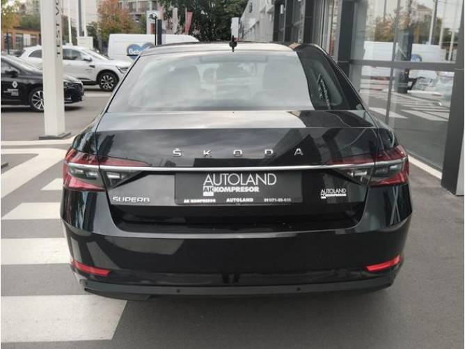 Škoda Superb 2.0 TDI Style DSG 