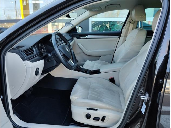 Škoda Superb 2.0 TDI DSG Style 