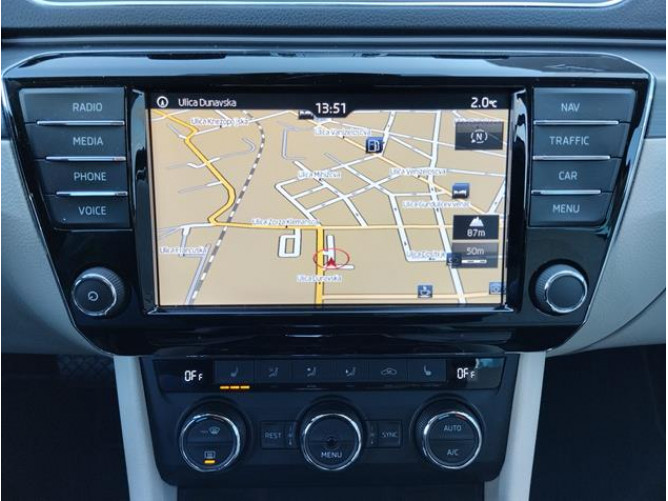 Škoda Superb 2.0 TDI DSG Style 