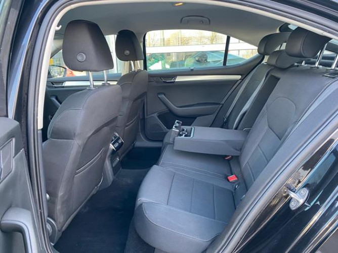 Škoda Superb 2.0 TDI Ambition DSG 
