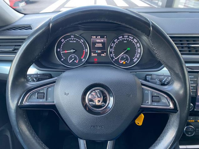 Škoda Superb 2.0 TDI Ambition DSG 