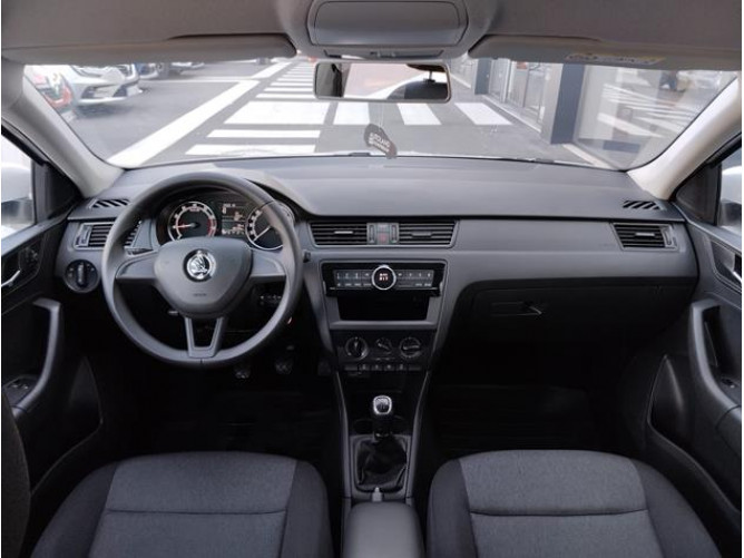 Škoda Rapid 1.0 TSI Active 