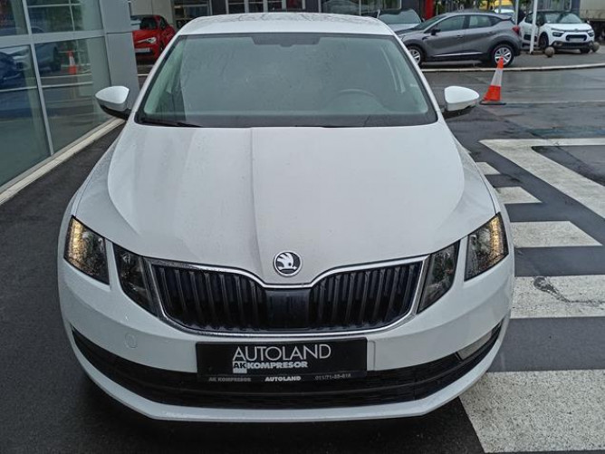 Škoda Octavia 1.0 TSI Ambition 