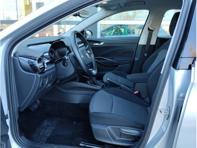 Škoda Fabia 1.0 TSI DSG Ambition 