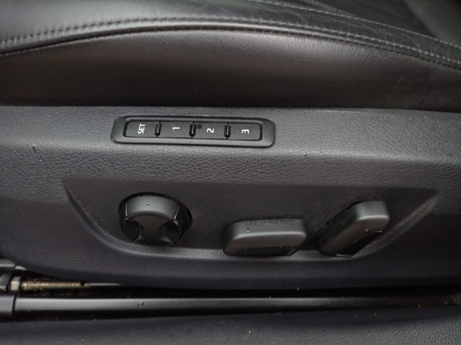 Škoda Superb 2.0 TDI DSG Style SW 