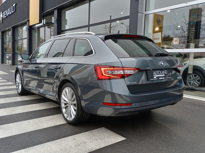 Škoda Superb 2.0 TDI DSG Style SW 