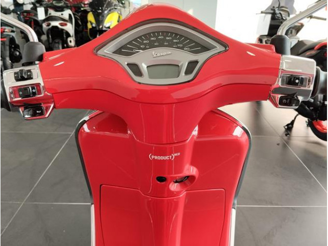 Vespa Primavera 50 Red 