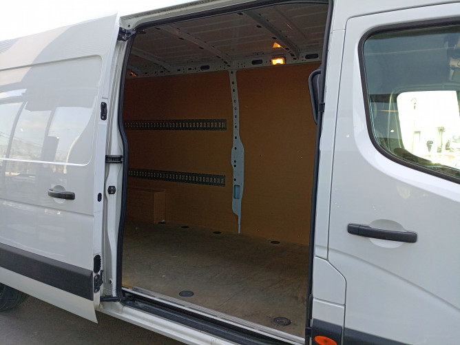 Renault Master 2.3 dCi L3H2 