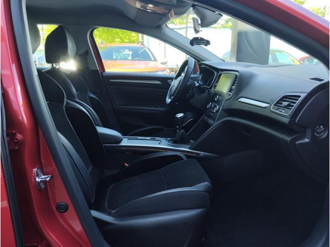 Renault Megane 1.3 tCe Intens 