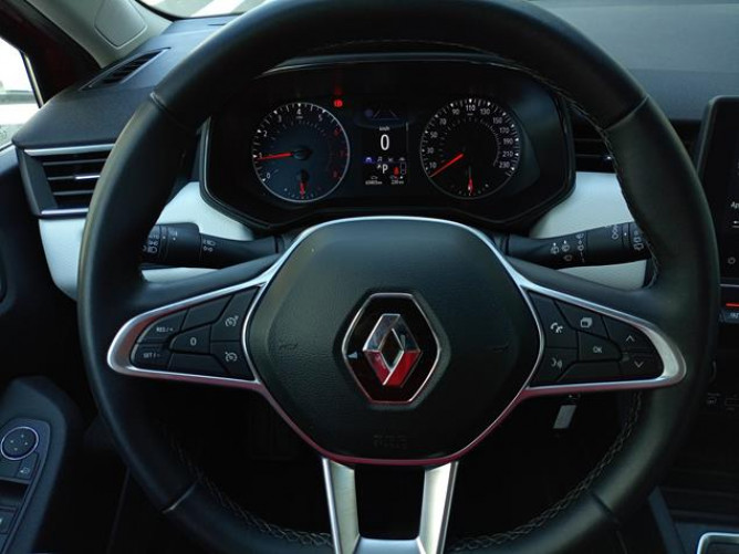 Renault Clio 1.0 TCE Limited CVT 