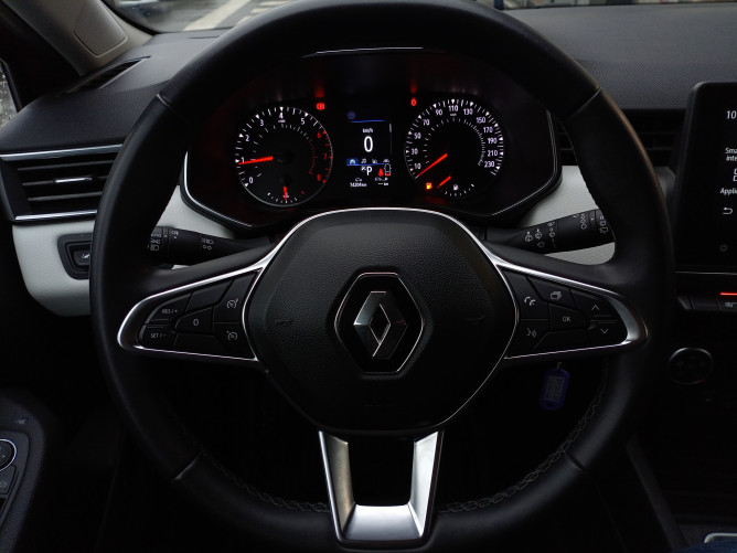 Renault Clio 1.0 Limited CVT 