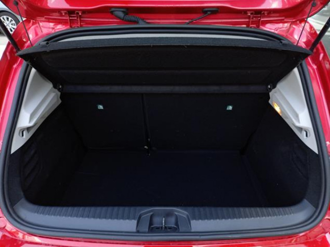 Renault Clio 1.0 TCE Limited CVT 