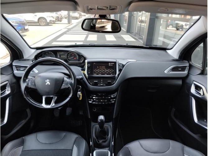 Peugeot 2008 1.6 HDI Allure 