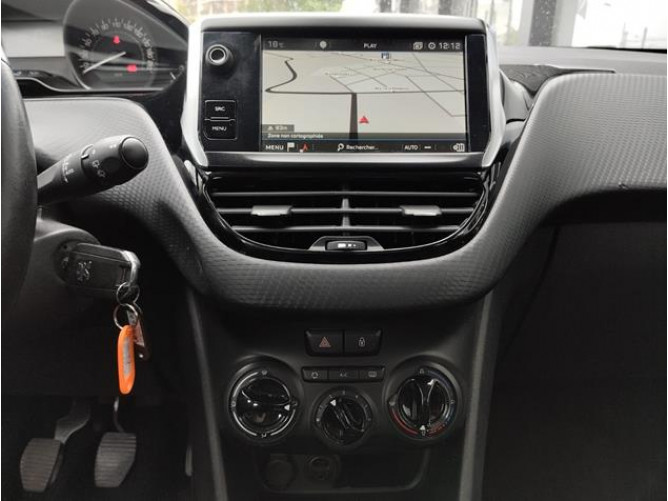 Peugeot 2008 1.6HDI Active 